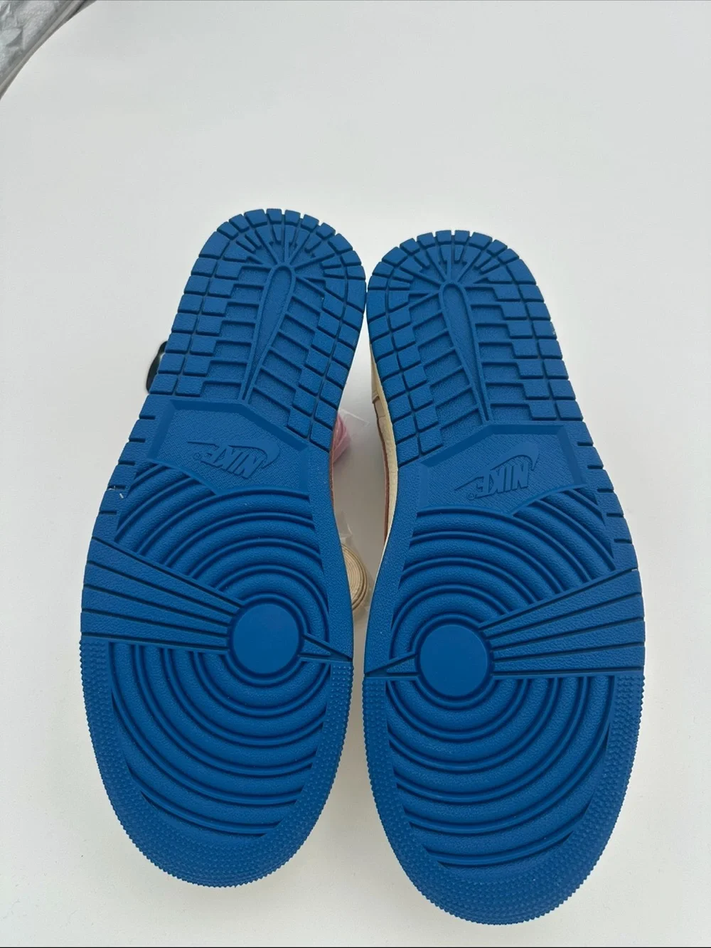 Nike X Travis Scott Fragment Men’s Size 9.5-11 Available